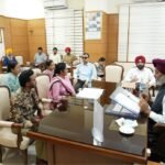 ਵਿੱਤ ਮੰਤਰੀ ਹਰਪਾਲ ਸਿੰਘ ਚੀਮਾ ਵੱਲੋਂ ਵਿਭਾਗਾਂ ਨੂੰ ਯੋਗ ਆਊਟਸੋਰਸ ਮੁਲਾਜ਼ਮਾਂ ਨੂੰ ਠੇਕੇ ‘ਤੇ ਲਿਆਉਣ ਦੀ ਪ੍ਰਕਿਰਿਆ ਵਿੱਚ ਤੇਜ਼ੀ ਲਿਆਉਣ ਦੇ ਨਿਰਦੇਸ਼